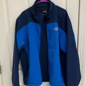 The North Face Men's Two-Tone Blue Performance Jacket. XXL.